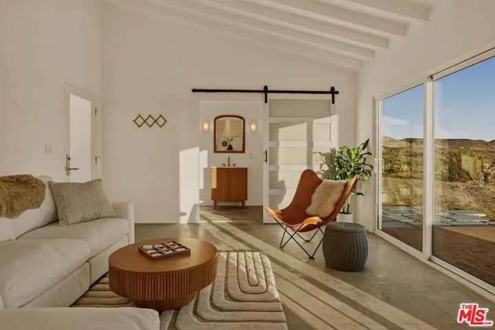 Casita/workshop