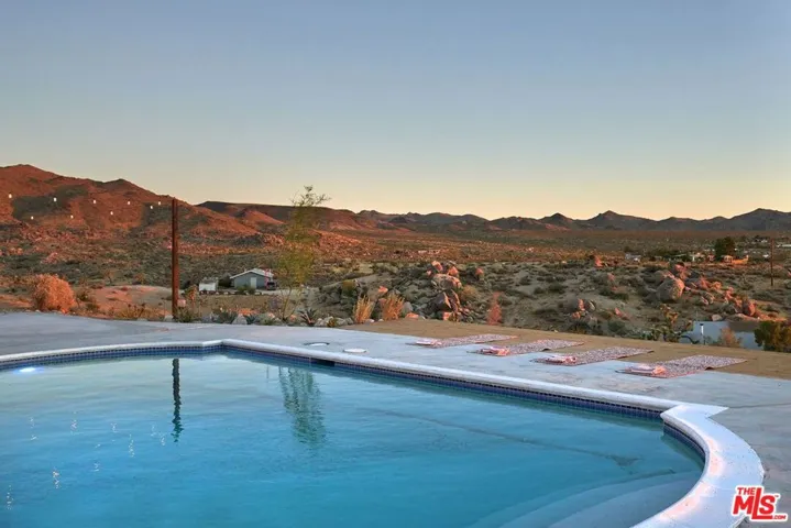 55522 Chaparral Road, Yucca Valley, California 92284