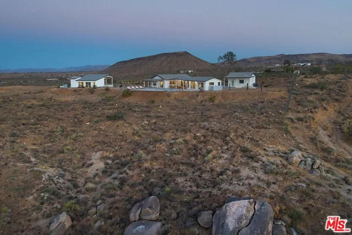 55522 Chaparral Road, Yucca Valley, California 92284