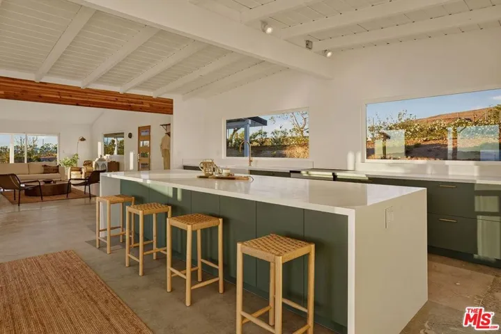 55522 Chaparral Road, Yucca Valley, California 92284