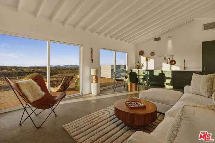Casita/workshop