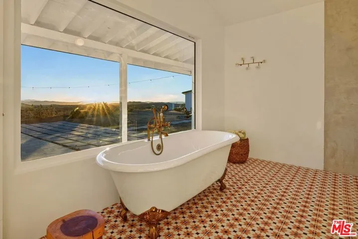 55522 Chaparral Road, Yucca Valley, California 92284