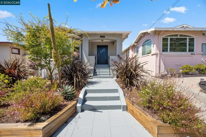 628 Poirier St, Oakland, California 94609