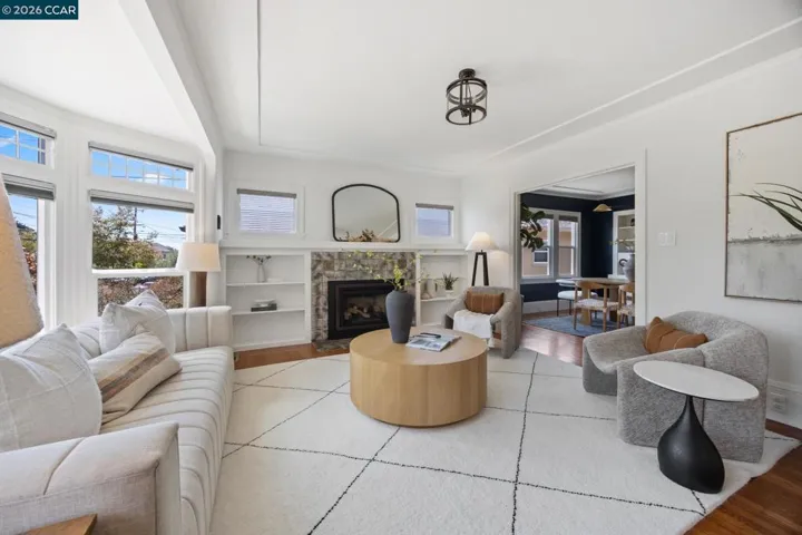 628 Poirier St, Oakland, California 94609
