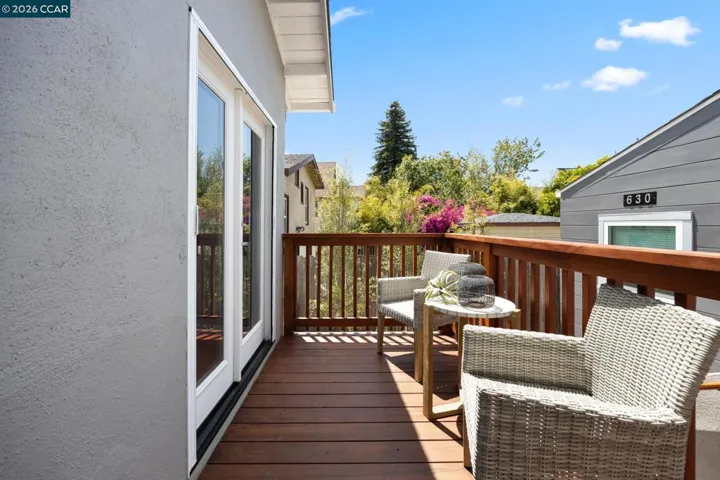 628 Poirier St, Oakland, California 94609