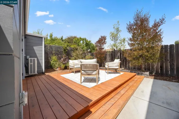 628 Poirier St, Oakland, California 94609