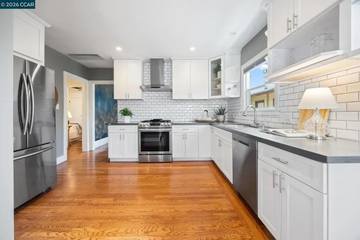 628 Poirier St, Oakland, California 94609