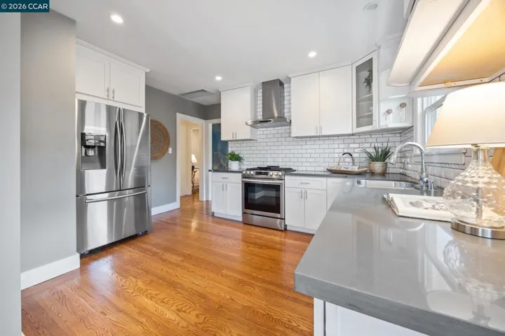 628 Poirier St, Oakland, California 94609