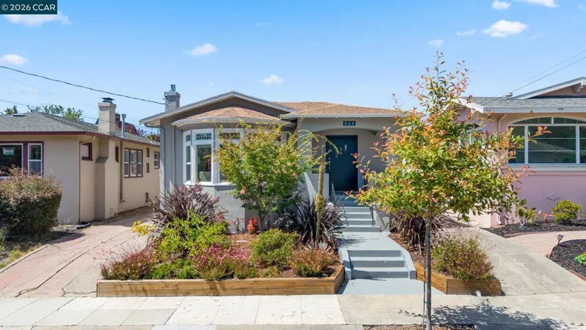 628 Poirier St, Oakland, California 94609