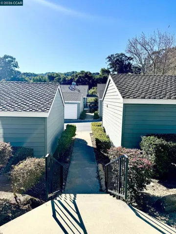 7860 Canyon Meadow Cir, Pleasanton, California 94588