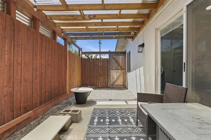 7959 Bothwell, Reseda, California 91335