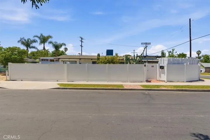 7959 Bothwell, Reseda, California 91335