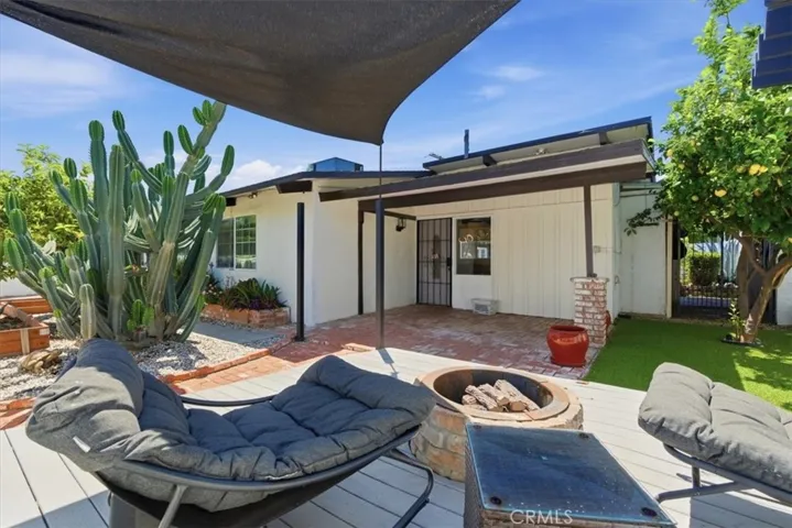 7959 Bothwell, Reseda, California 91335