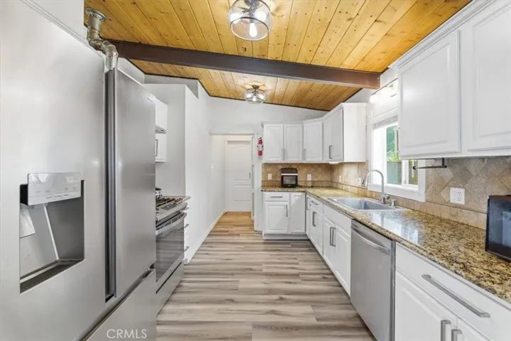 7959 Bothwell, Reseda, California 91335