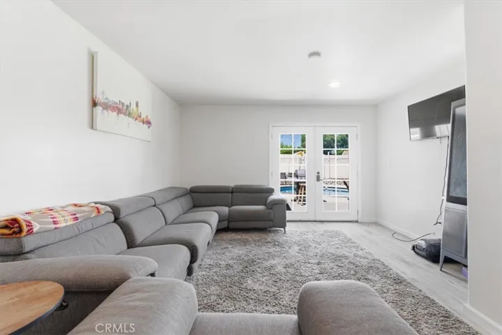 7959 Bothwell, Reseda, California 91335