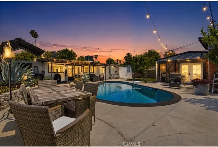 7959 Bothwell, Reseda, California 91335