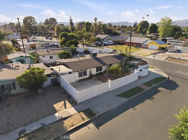 7959 Bothwell, Reseda, California 91335