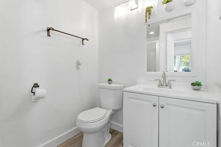 7959 Bothwell, Reseda, California 91335