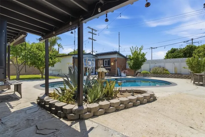 7959 Bothwell, Reseda, California 91335