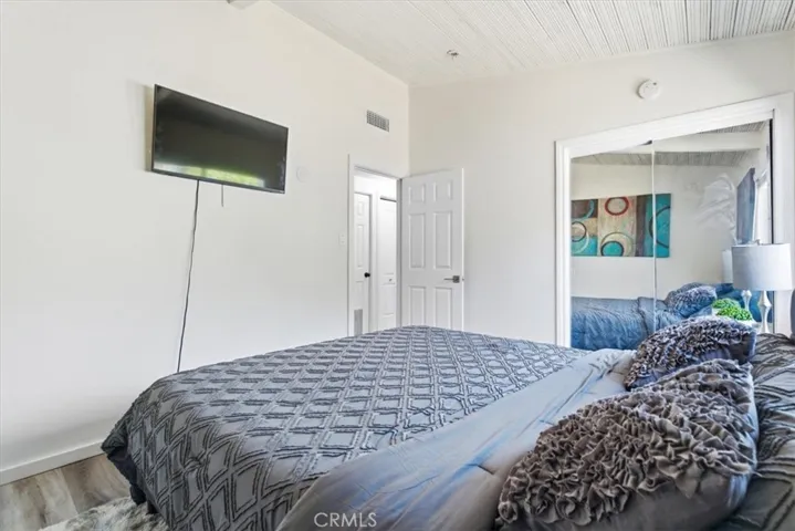 7959 Bothwell, Reseda, California 91335
