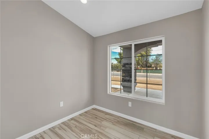 9835 Pyrite Avenue, Hesperia, California 92345