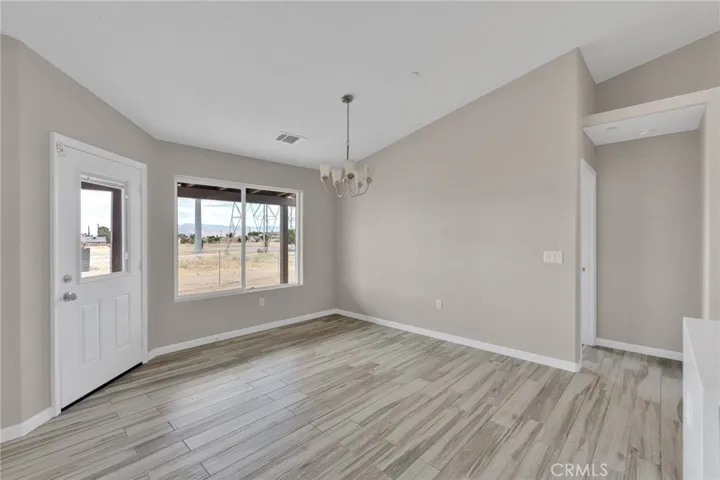 9835 Pyrite Avenue, Hesperia, California 92345