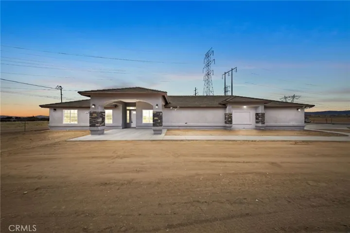 9835 Pyrite Avenue, Hesperia, California 92345