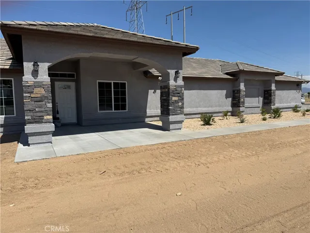 9835 Pyrite Avenue, Hesperia, California 92345