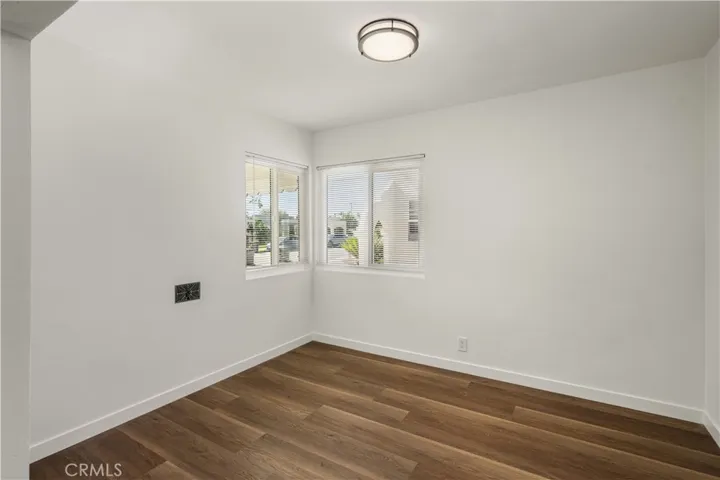 FORMAL DINNING ROOM