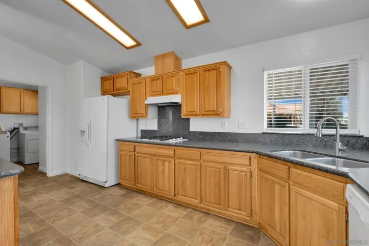 13309 Buena Vista St 42, Poway, California 92064