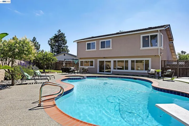 36671 Ponderosa Ct., Newark, California 94560
