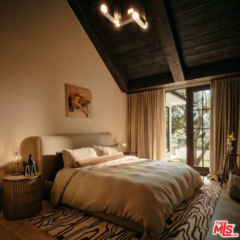 851 Strada Vecchia Road, Los Angeles, California 90077