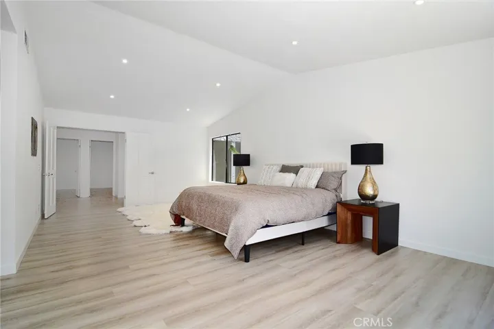 29022 Freshwater, Agoura Hills, California 91301
