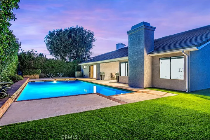 29022 Freshwater, Agoura Hills, California 91301