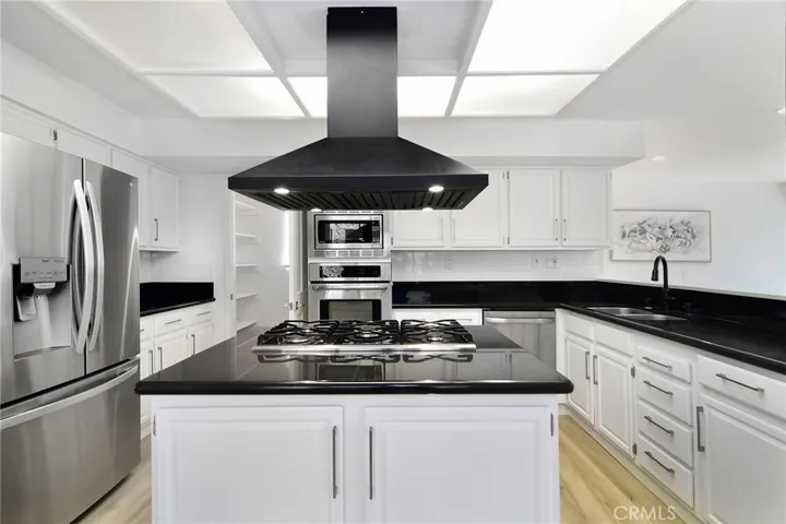 29022 Freshwater, Agoura Hills, California 91301
