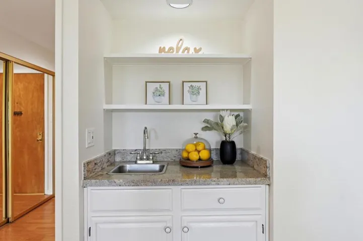1110 Bayswater Avenue 303, Burlingame, California 94010