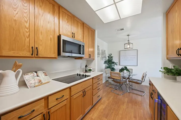1110 Bayswater Avenue 303, Burlingame, California 94010