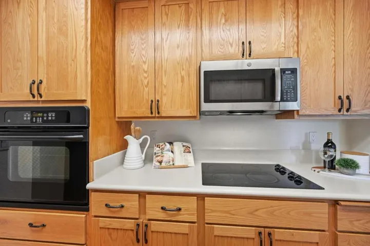 1110 Bayswater Avenue 303, Burlingame, California 94010