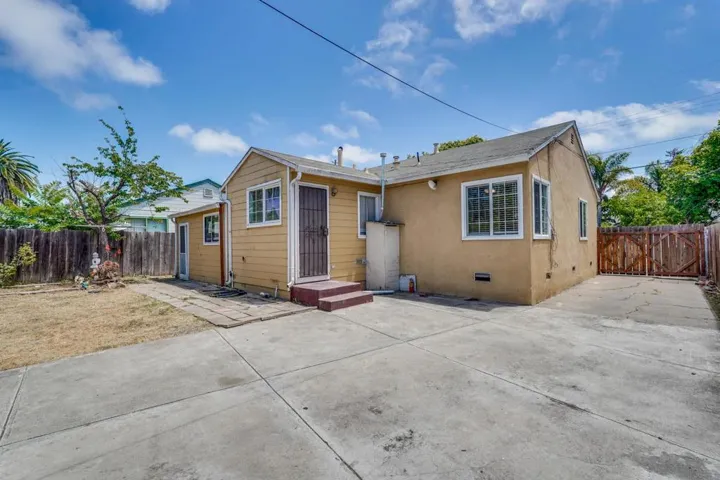 1311 Windermere Avenue, Menlo Park, California 94025