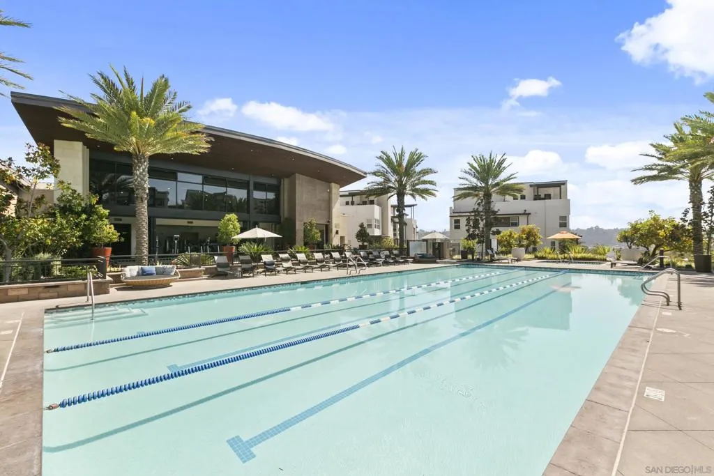 Swimming Pool/Hot Tub/Sauna