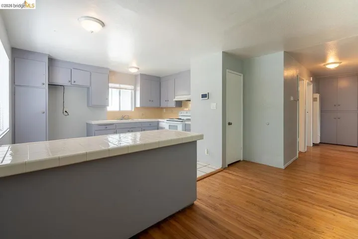 3414 64th Avenue Pl, Oakland, California 94605