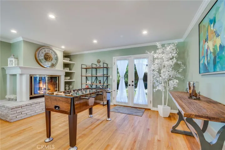 1911 N Fairview Street, Burbank, California 91505