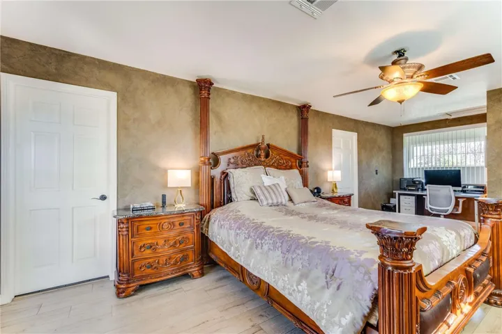 1911 N Fairview Street, Burbank, California 91505
