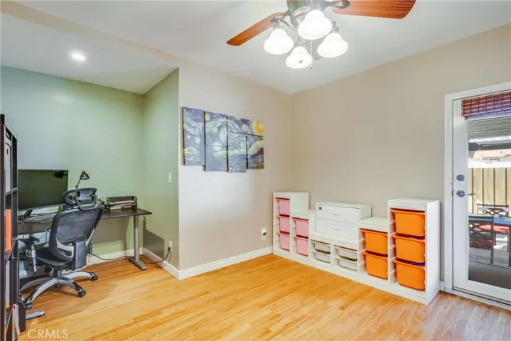 1911 N Fairview Street, Burbank, California 91505