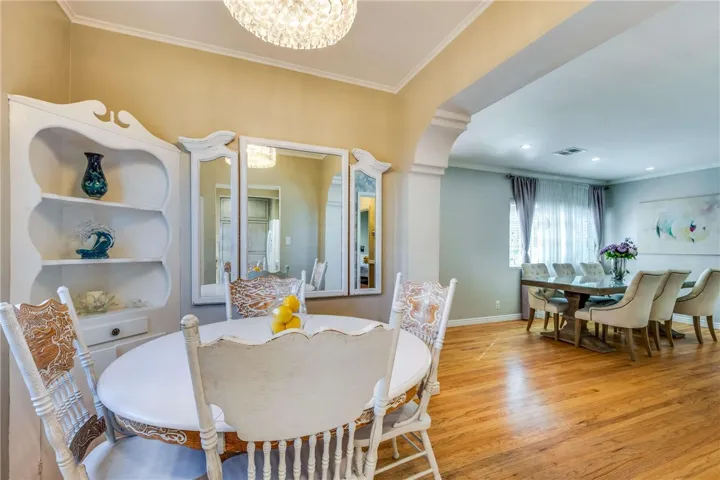 1911 N Fairview Street, Burbank, California 91505