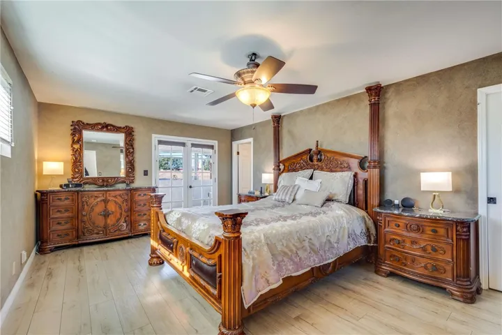 1911 N Fairview Street, Burbank, California 91505