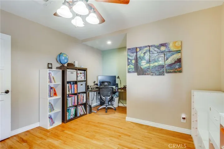 1911 N Fairview Street, Burbank, California 91505