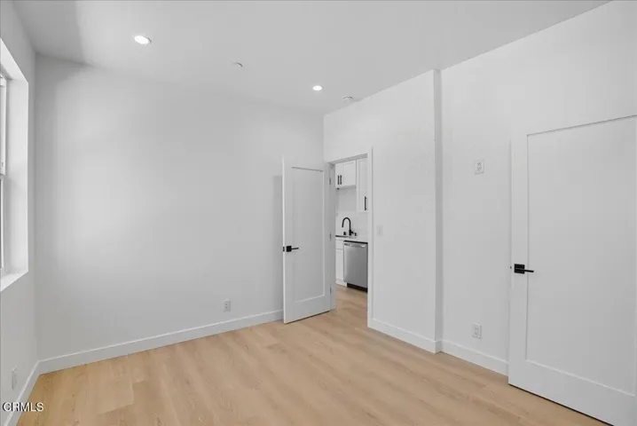 1909 Ocean Avenue, Ventura, California 93001 — photo 4