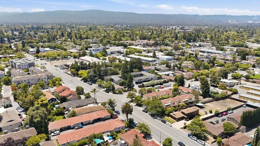 888 N Rengstorff Avenue, Mountain View, California 94043