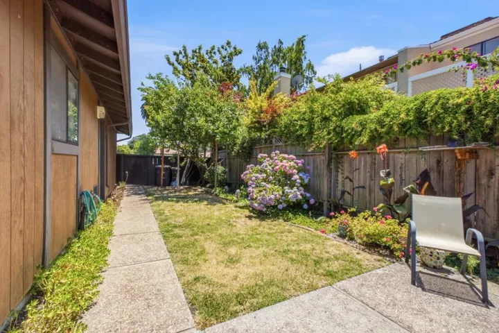 888 N Rengstorff Avenue, Mountain View, California 94043